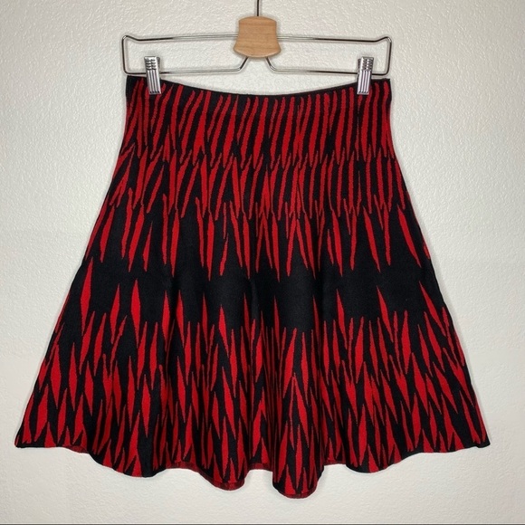 Sioni Studio Knee Length Godet Style Knit Skirt Red & Black Zebra Print - Picture 6 of 8